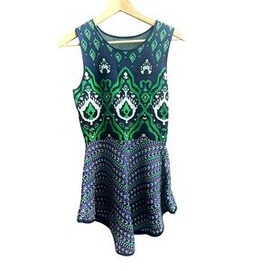 Ethnic geometric tribal ikat pattern Aztec native boho wool women knit top Size2